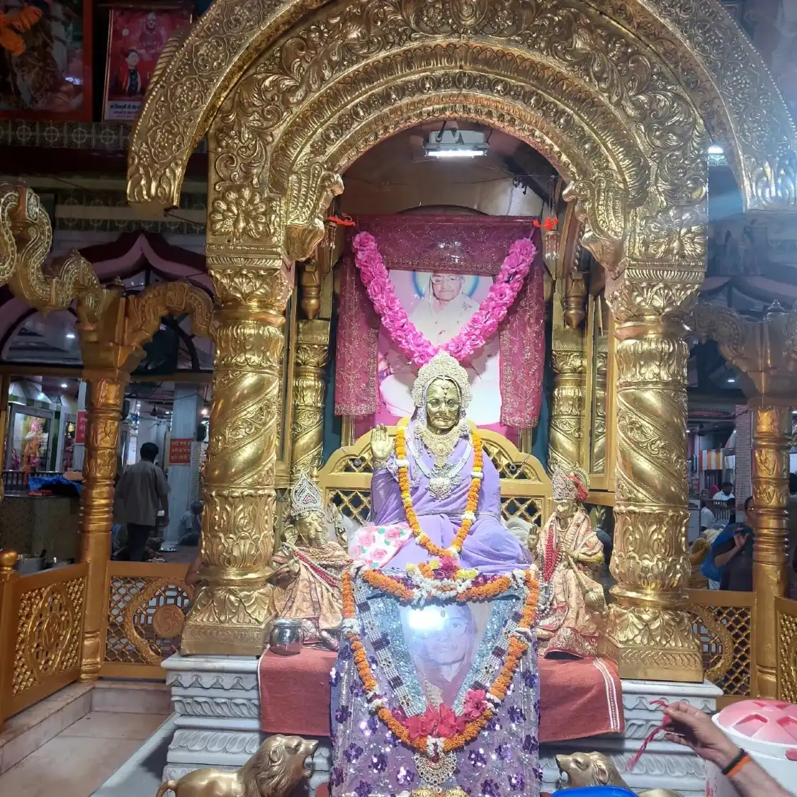 Hotels near Mata Lal Devi Mandir