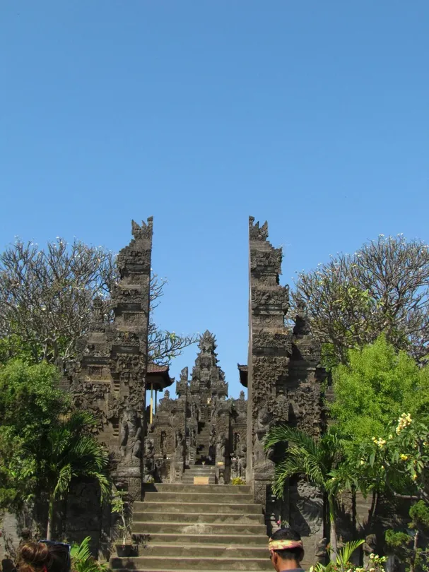5_Meduwe Karang Hindu Temple