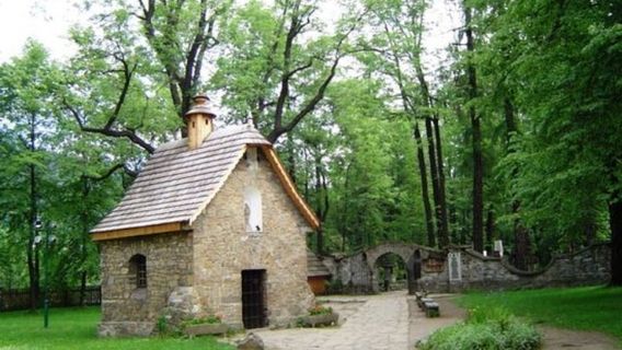 Cmentarz Zasluzonych na Peksowym Brzyzku