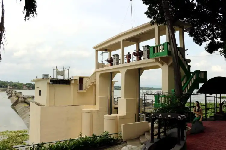 Hotels near Angat Afterbay Regulator Dam