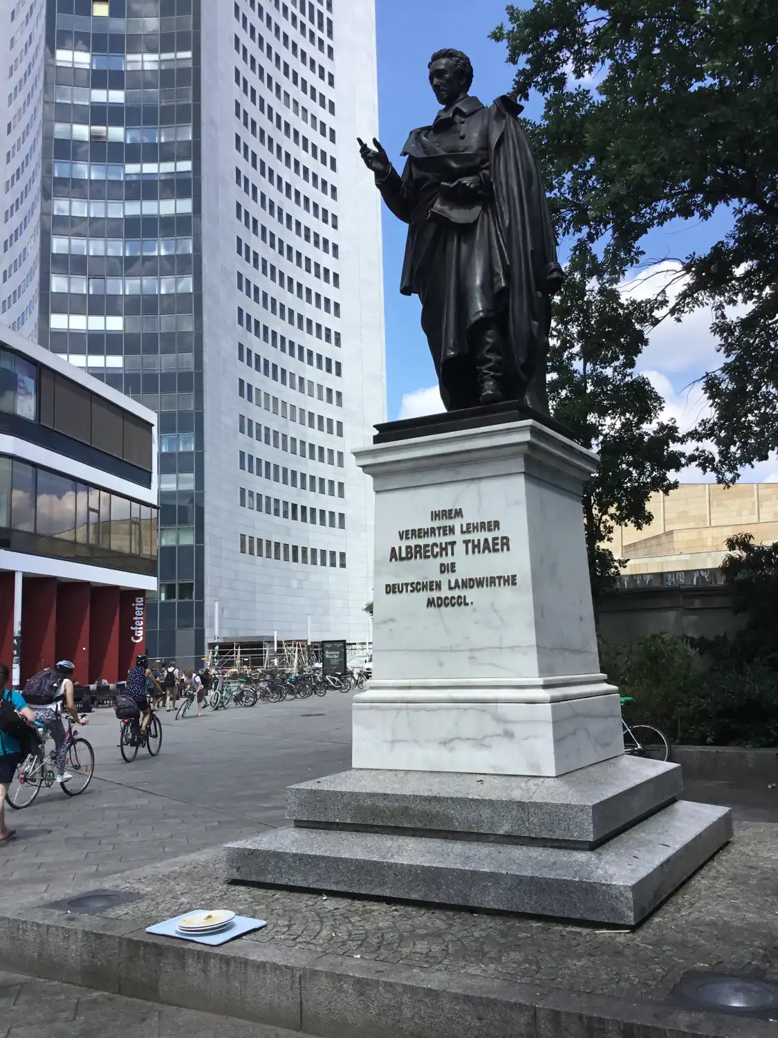 Hotel dekat Albrecht Thaer Denkmal