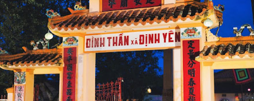 Chợ Ma Định Yên