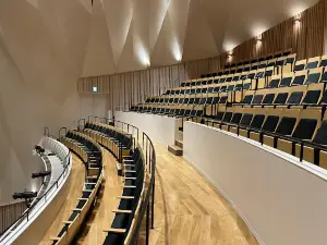 しこちゅ～ホール（四国中央市市民文化ホール）