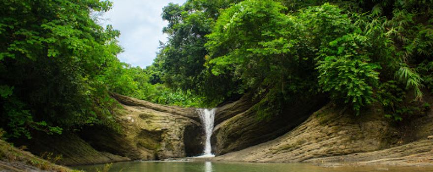 Boro Komoldoho Ruposhi Waterfalls