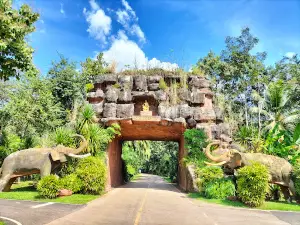 Wat Che Ti Ya Khiri Wihan