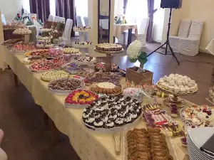 Sală de Evenimente/Nunți Pomezeu