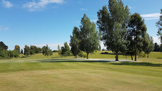 J.Tee's Golf and Function Centre