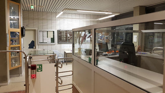 Indoor pool at Lavalplatz