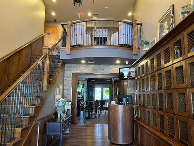 White Hawk Country Club