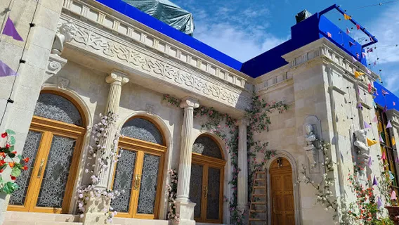 Enniskerry Village Square