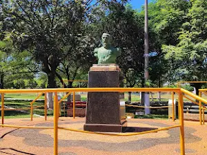 Plaza Central de Fulgencio Yegros
