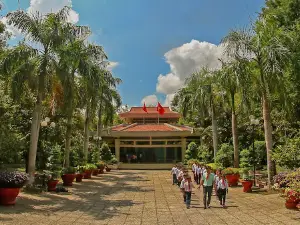 Đền Thờ Bác Hồ