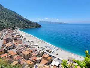 Spiaggia Di Scilla