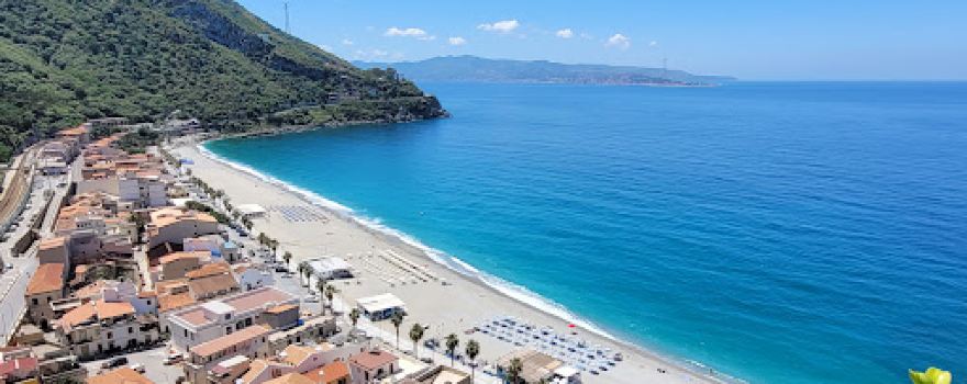 Spiaggia Di Scilla