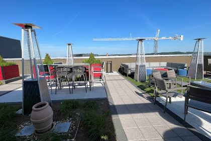 Top of the Yard Rooftop Bar & Bites