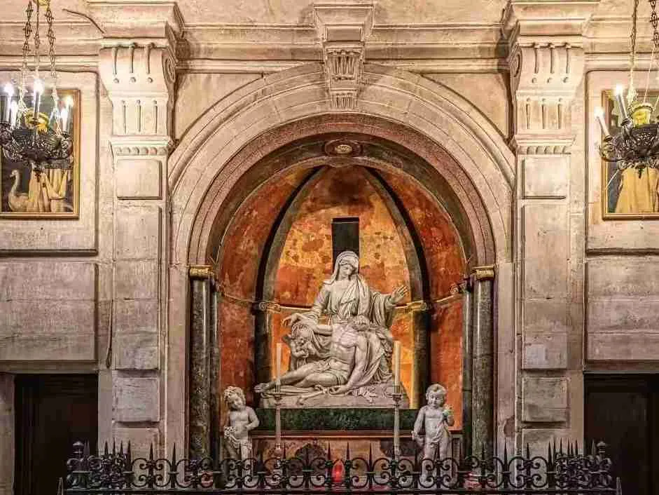 2_La Santa Iglesia Catedral Basílica de la Encarnacion