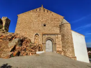 Muralla de Santa Olalla del Cala