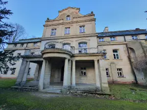 Zespół pałacowy z 1770r. rezydencja rodu Chłapowskich