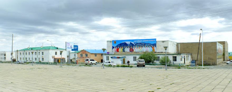 Old cinema theater ' Khan taishir'