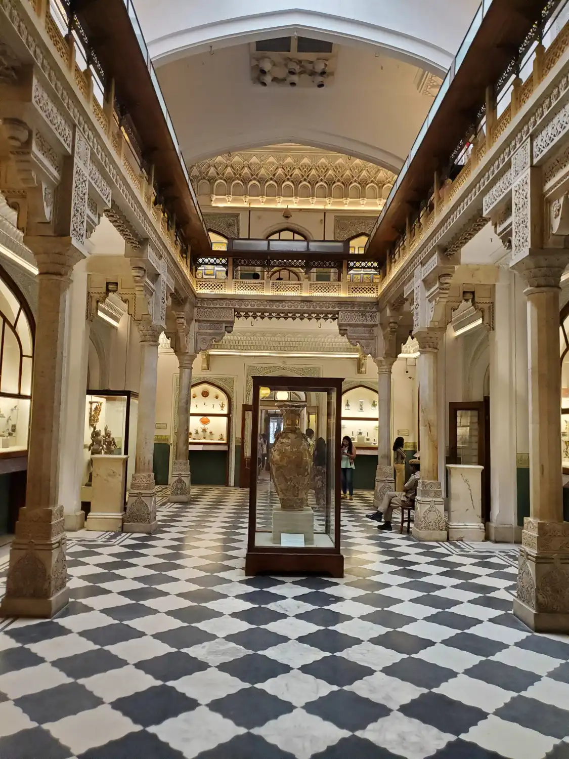 Hotels near Albert Hall Museum