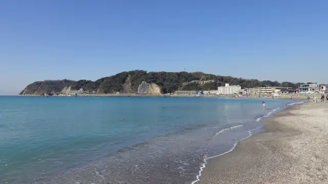 Hoteles cerca de Zushi Beach