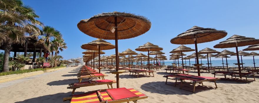 Pelikano Restaurant & Beach Club