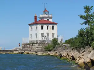Headlands Beach State Park
