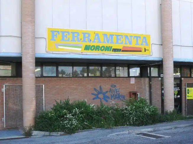 Hotel in zona Ferramenta Moroni