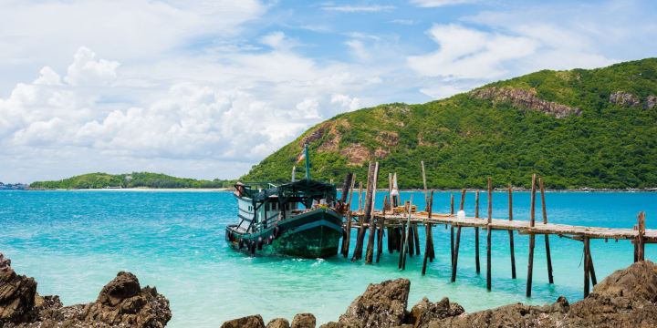 Koh Kham Undersea