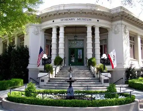 Hotels in der Nähe von McHenry Museum