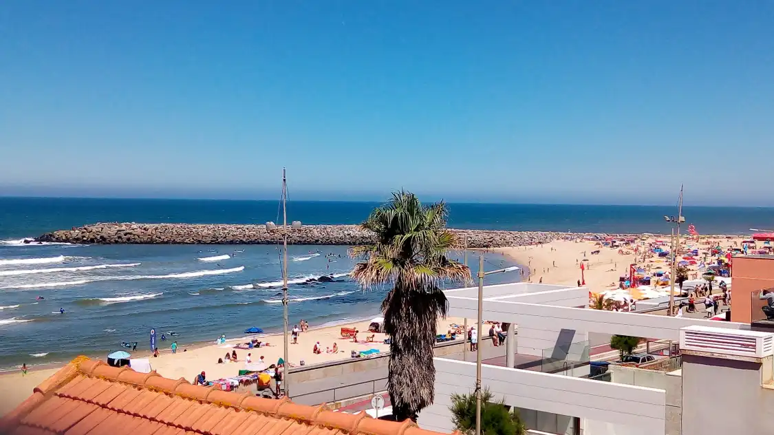 Hotels near Praia da Baía