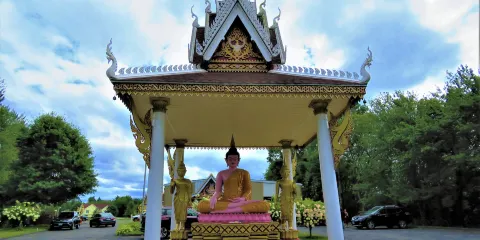Buddha Ariyamett Aram Temple
