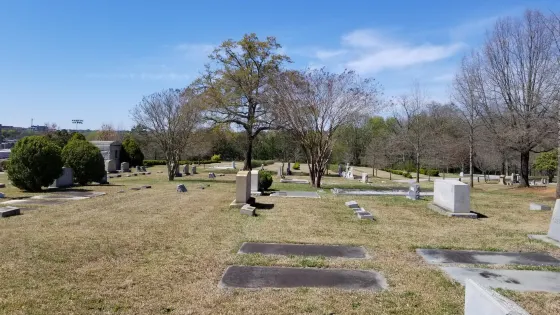 Oakwood Cemetery