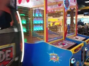 Oasis Lanes