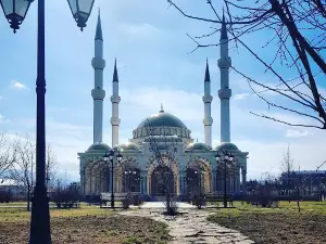Achkhoy-Martan central mosque