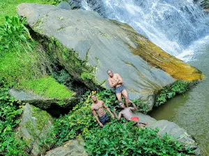Belta Riviera (cascade de Gbalédzé)
