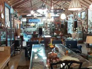 Antiquario Passado Presente