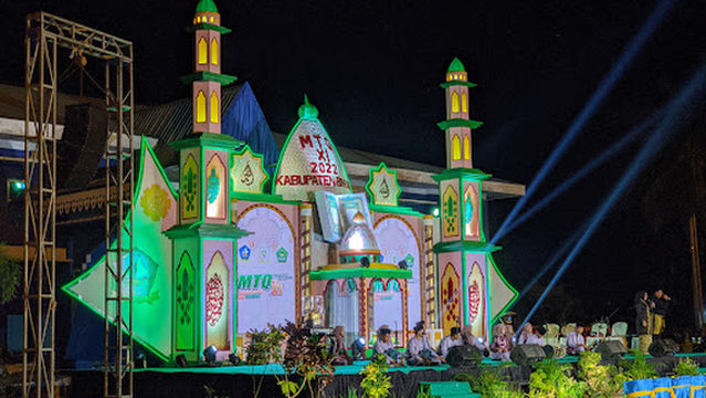 Community Center (GOR) Kawal