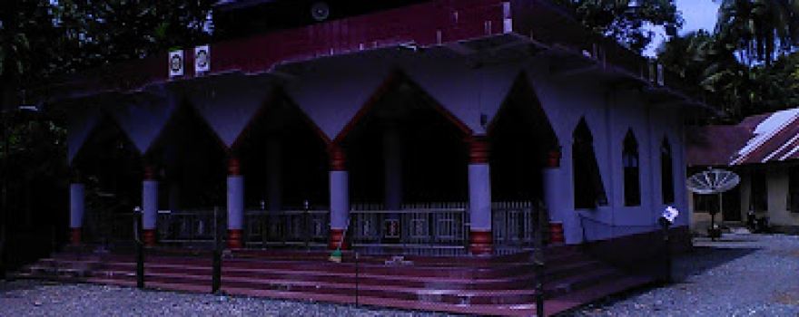 Mesjid Al-Mukarramah Alue bakong