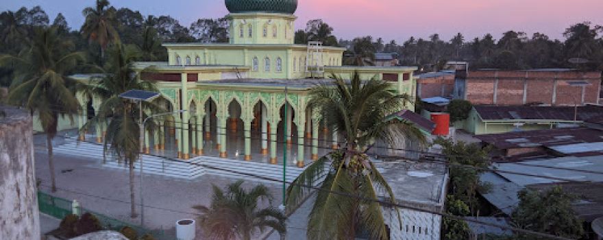 Mesjid Baiturrahim Banda Alam