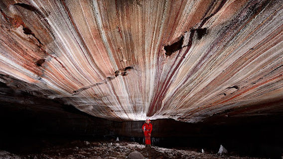 Salt Cave Of Qeshm