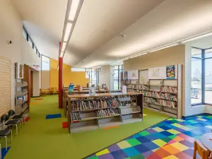 Stuttgart Public Library