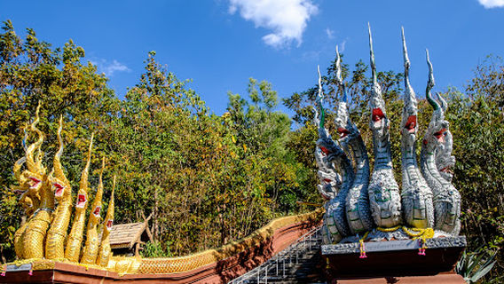 Phra That Pho Si Mahachai