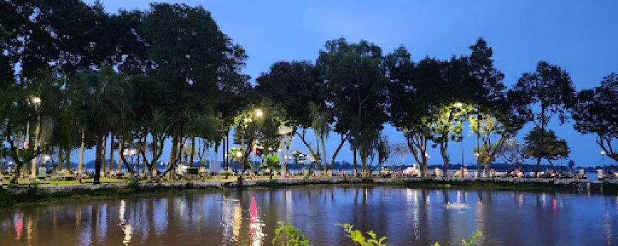 Nguyễn Du Park