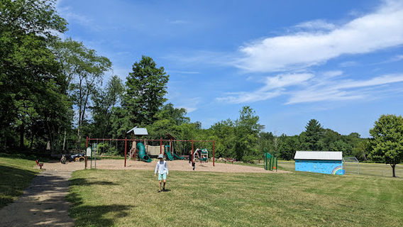 Lewis Field
