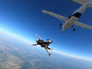 Center School Skydiving Ariege