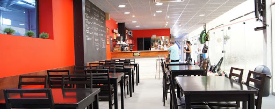 INDOOR CLUB