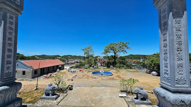 Đền thờ Hồ Hưng Dật