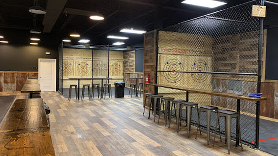 Top Notch Axe Throwing St. Charles / Cottleville