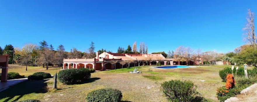 Paseo Presidente Dr. Carlos Saúl Menem